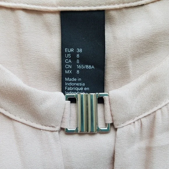 Bundle/H&M sleeveless top & Mudd pants - Picture 4 of 7